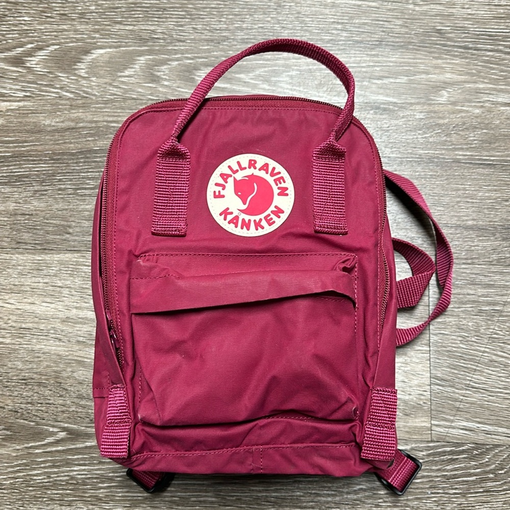 Fjallraven kanken mini backpack plum